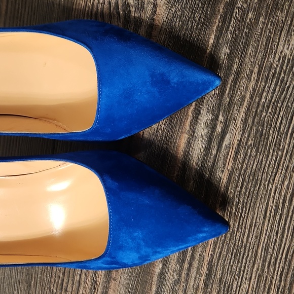 ROYAL BLUE CHRISTIAN LOUBOUTIN PUMPS - Picture 5 of 5